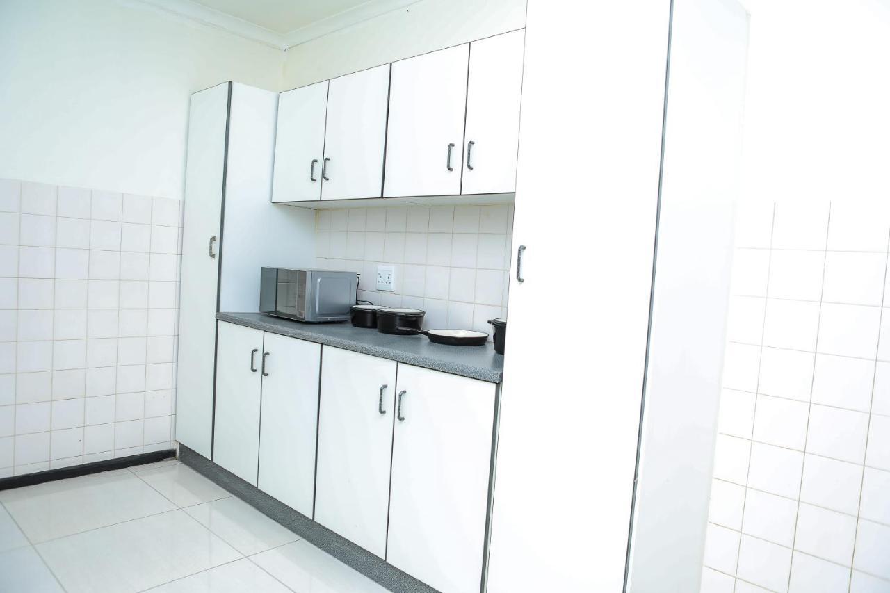 Delux Guesthouse Volksrust Εξωτερικό φωτογραφία