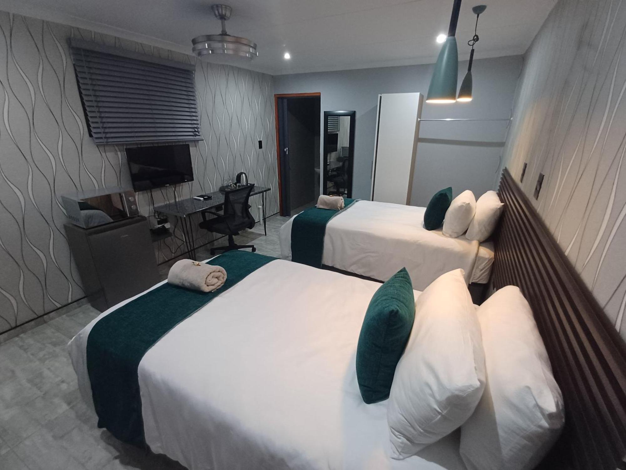 Delux Guesthouse Volksrust Εξωτερικό φωτογραφία