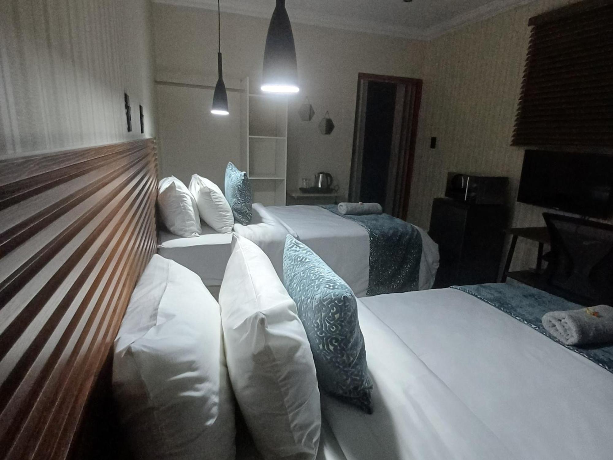 Delux Guesthouse Volksrust Εξωτερικό φωτογραφία
