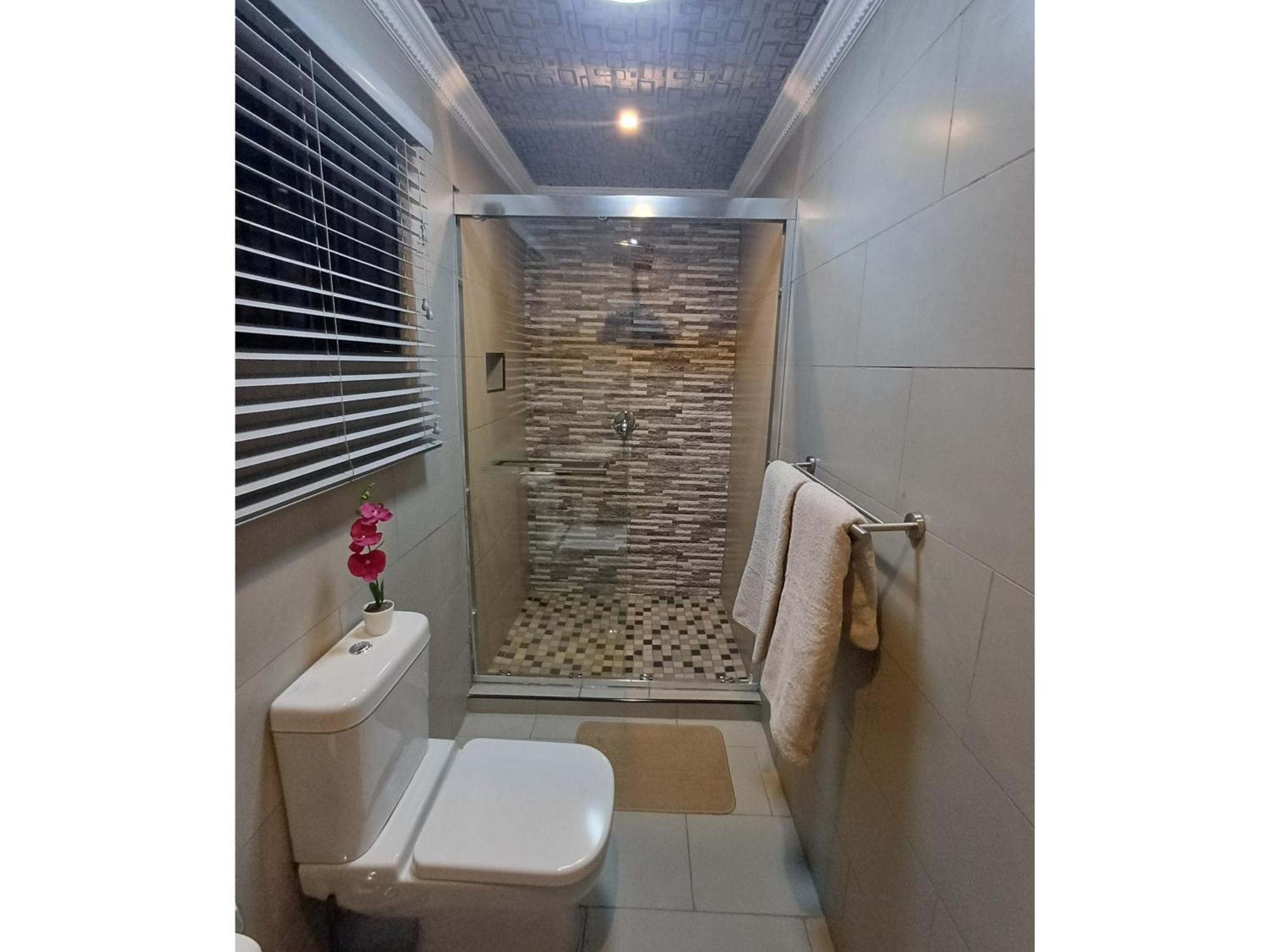 Delux Guesthouse Volksrust Εξωτερικό φωτογραφία