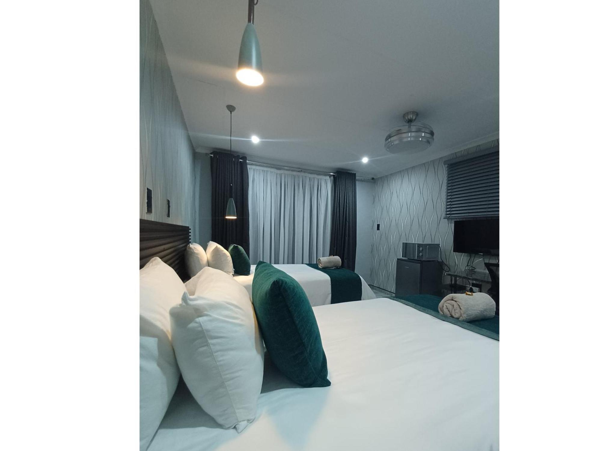 Delux Guesthouse Volksrust Εξωτερικό φωτογραφία