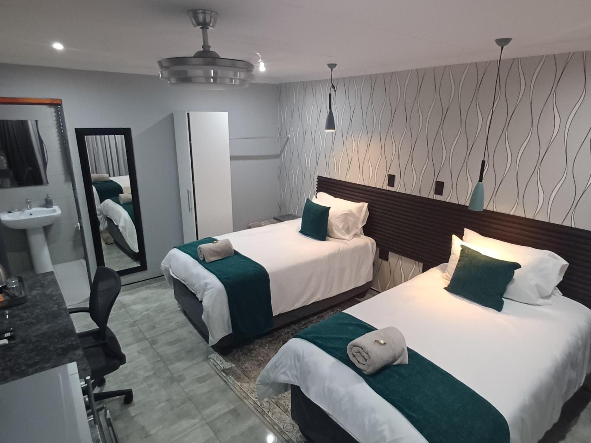 Delux Guesthouse Volksrust Εξωτερικό φωτογραφία